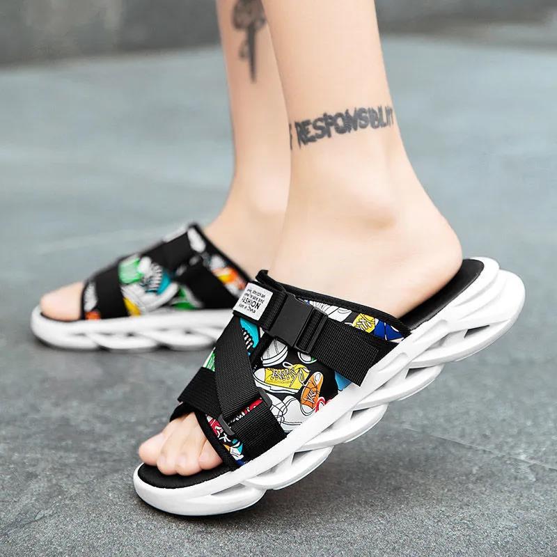 Men's Summer Outdoor Thick Heel Beach Sports Slippers Spring Large Size Indoor Soft Sole Flat Slippers
