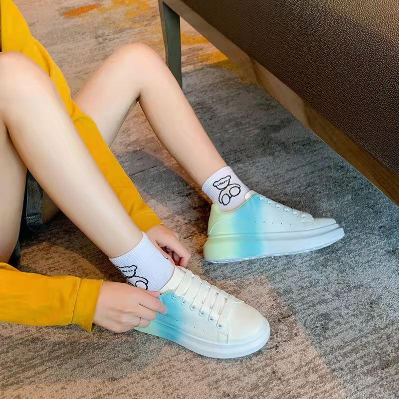 Female Gradient Color Small White Shoes Ladies Personality Casual Shoes Spring and Autumn Students Korean Version All-match Thick Bottom Shoes