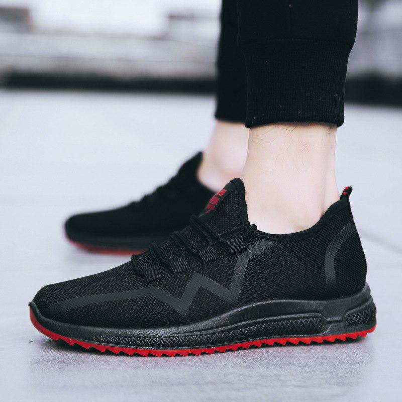 Men Summer Sports Shoes Breathable Mesh Casual Shoes Comfortable Soft Flat Shoes
