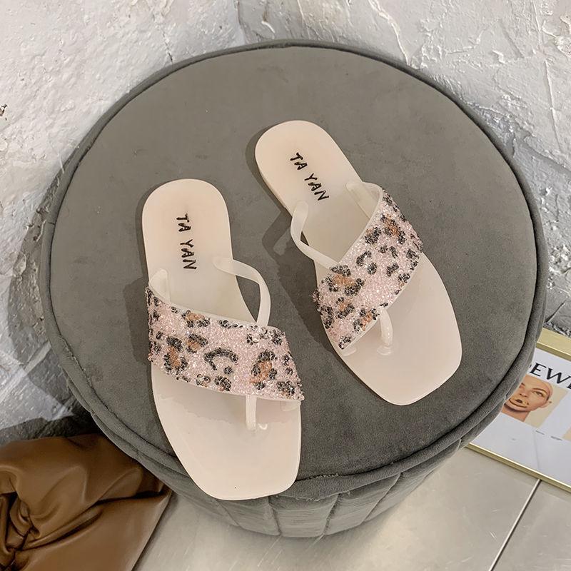 Plastic Crystal Slippers Women Wear Non-slip Sandals Slippers Rhinestone Herringbone Fashion All-match Crystal Shoes Please buy the bigger one