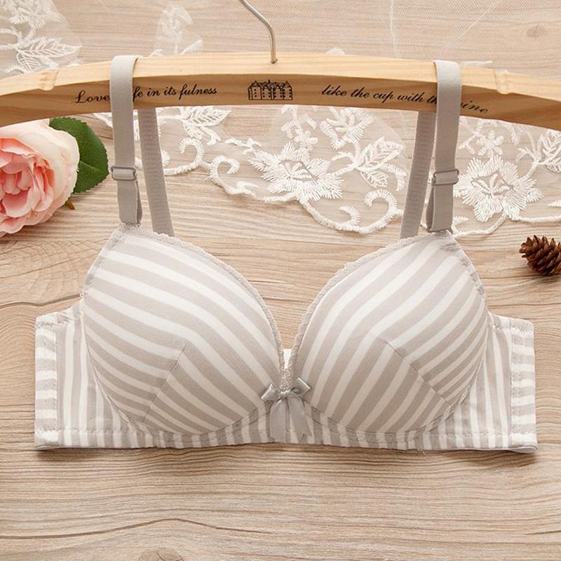 Women's Underwear No Steel Ring Sexy Gather Bra Thin Small Bra Sweet and Cute Without Steel Ring Gather To Collect The Milk