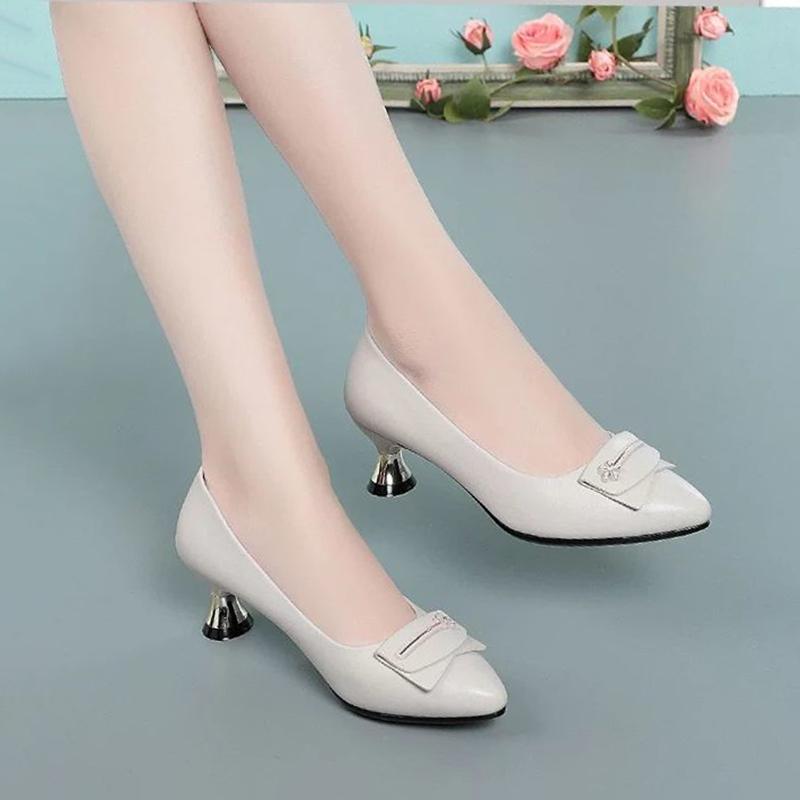Black Soft Leather Shoes Soft Sole Comfortable All-match Work Shoes Women's Medium-heeled High Heels Non-slip Wear-resistant