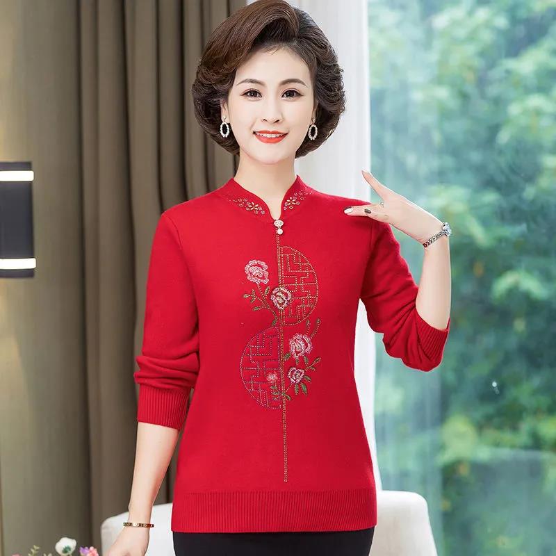 Plus Velvet Thickened Women's Sweater Fashion Embroidery One Velvet Bottoming Shirt Loose Short Plus Size Sweater