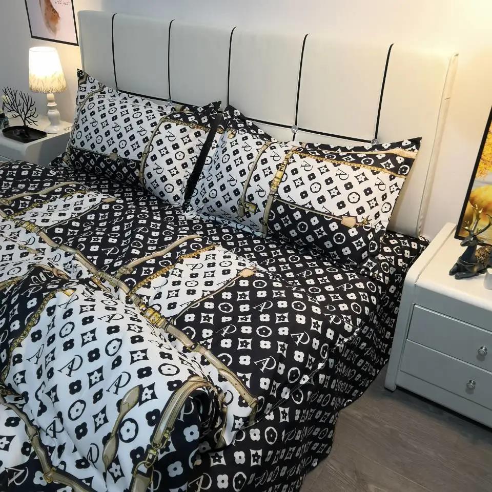 Cotton Fashion Printing Four-piece Skin-friendly Soft Quilt Cover Sheet Double Bed Bedding Set