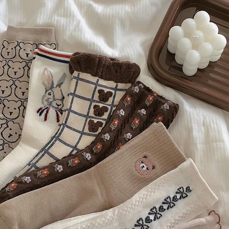 Three Pairs of Women's Socks Fashion Print Cartoon Pattern Socks Winter Thick Warm Pile Pile Socks