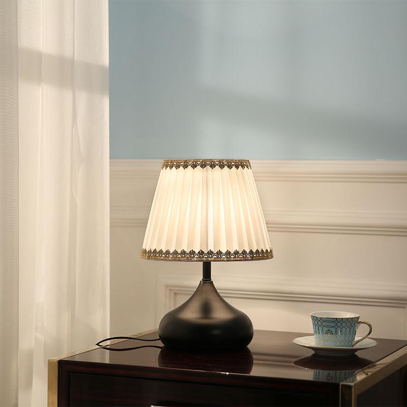 Table Lamps LED Bedside Lamp Nordic Desk Lamp Bedroom Living Room Light Study Book Light Table Light