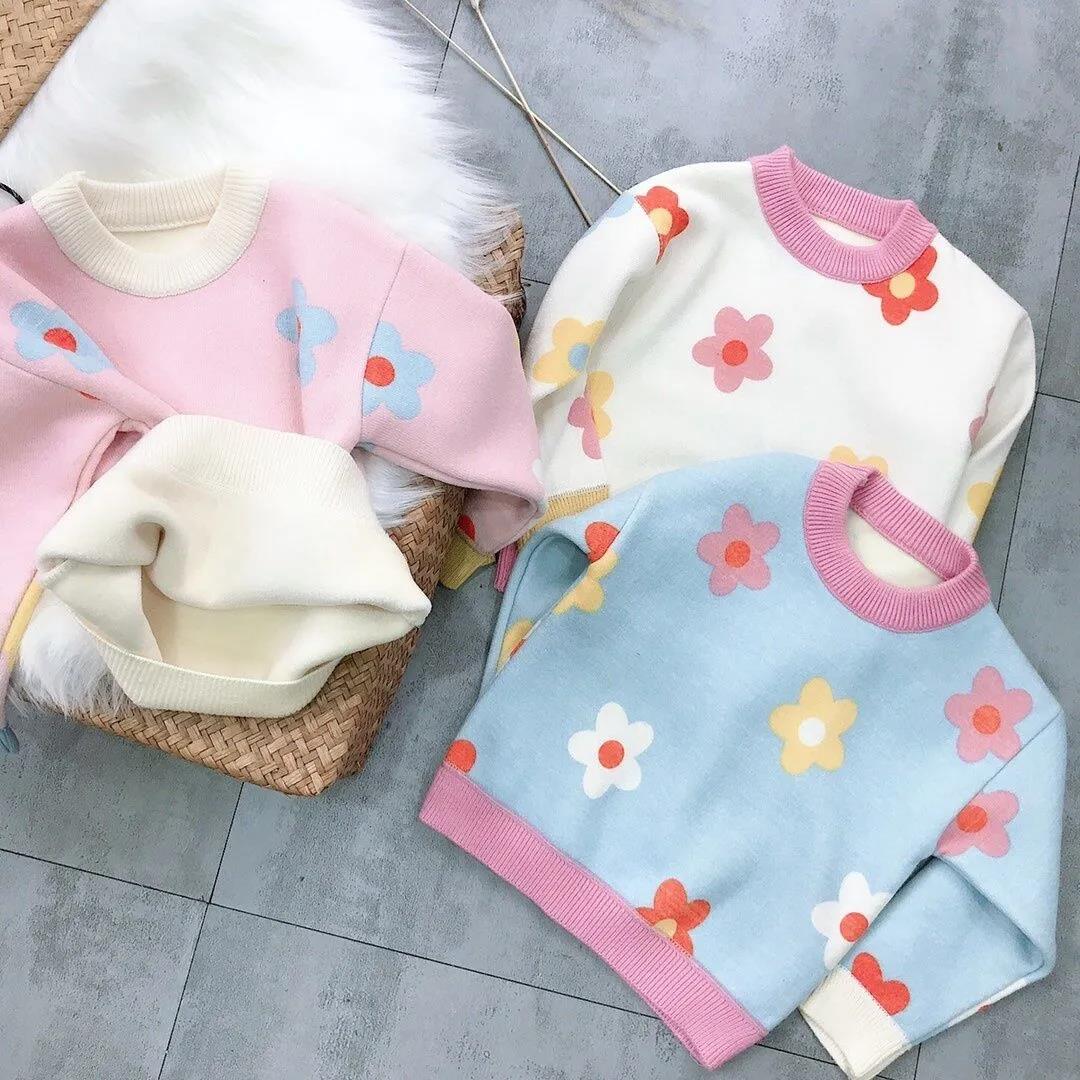 Girls Sweater Children's Clothing Baby Girl Children's Sweater Winter Plush Warm Small and Medium-sized Children's Round Neck Pullover Sweater