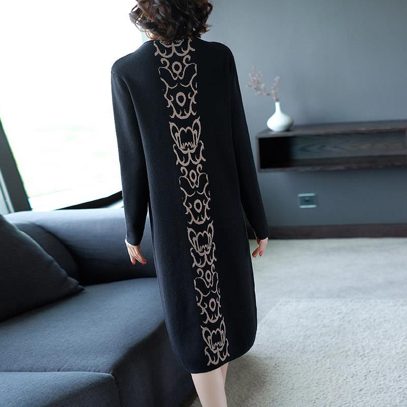 Autumn and Winter Women's Retro Knitted Dresses, Ladies Temperament Mid-length Over-the-knee Straight Base Sweater Skirt