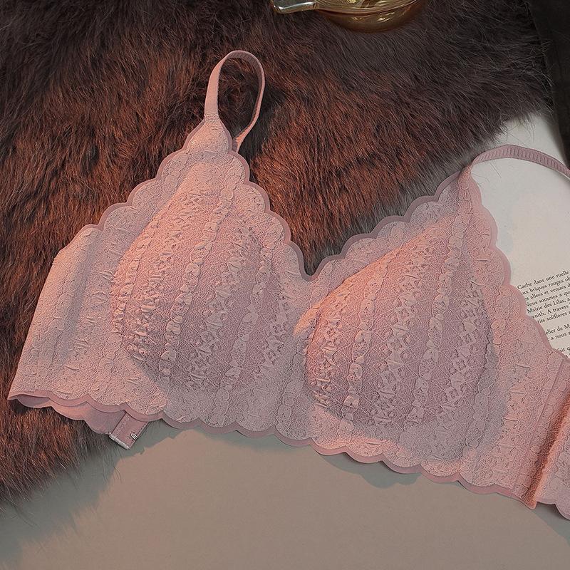 Women's Gathering Sleeping Large One Piece Non-marking No Steel Ring Top Support Side Gathering Sports Tank Top Lace Decorative Breathable Bra