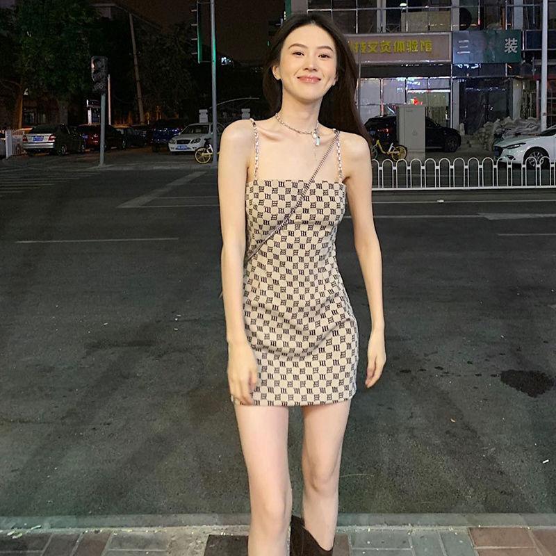 Women's Summer Design High End Open Back Show Thin Suspender Sexy Crowd Dress