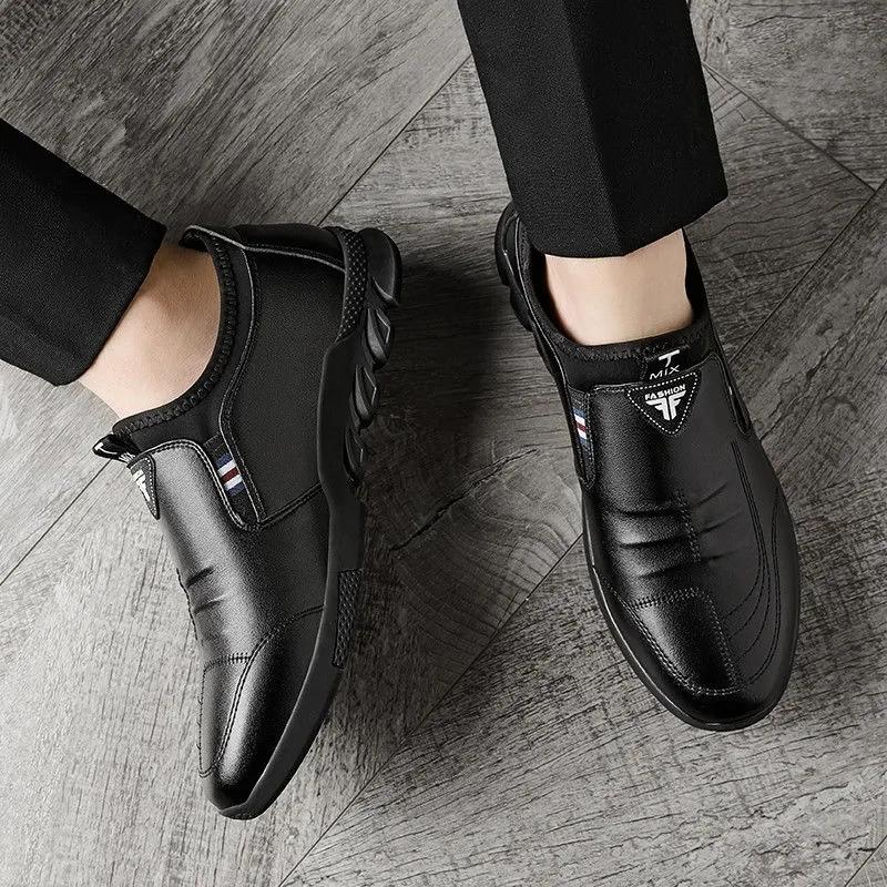 Spring Casual Leather Shoes Soft Bottom Breathable Men's PU Sneakers All Match British Business Lacing Shoes Outdoor Sports Shoes