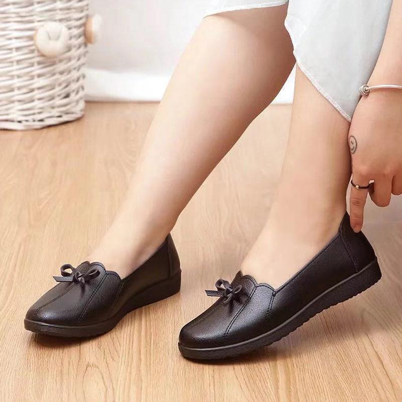 Mother Shoes Soft Sole Comfortable Middle-aged and Elderly Women's Shoes Spring and Autumn Flat Non-slip Single Shoes Old Leather Shoes