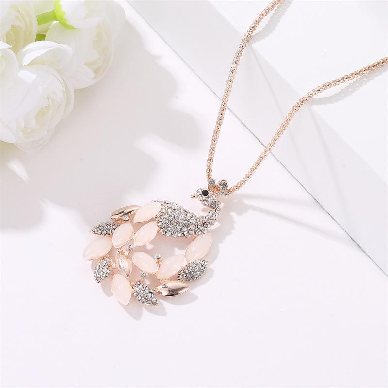 Peacock Opal Long Ms. Necklace Temperament Classic Rhinestone Sweater Chain Fashion Joker