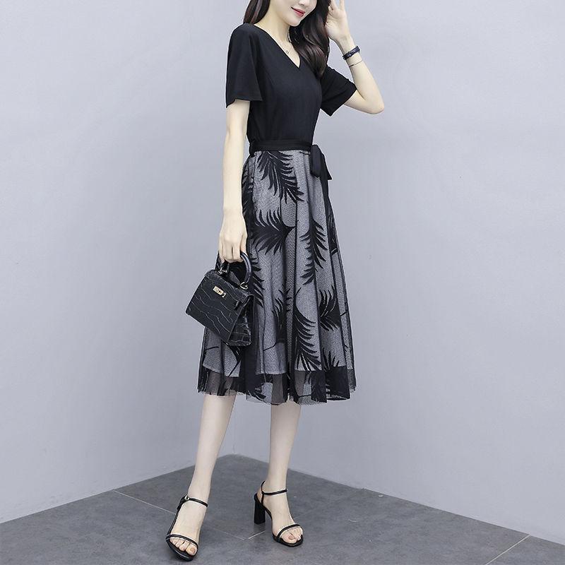 Spring Summer Women's Mesh Dress Fake Two Pieces Black Stitching Mid-length Dress Large Size Casual All-match V-neck