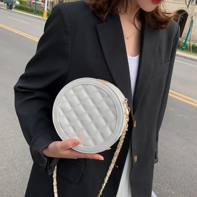 Diamond Lattice Round Bag Metal Chain Pu Leather Messenger Bag Women Outing Trip Large Capacity Crossbody Bags