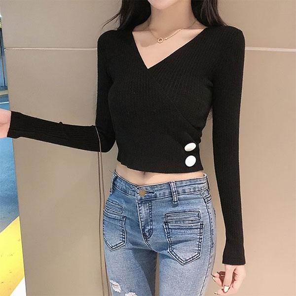 Spring and Autumn Long-sleeved Knit Bottoming Shirt Thin Cross V-neck Tight Top Women Short Sweater