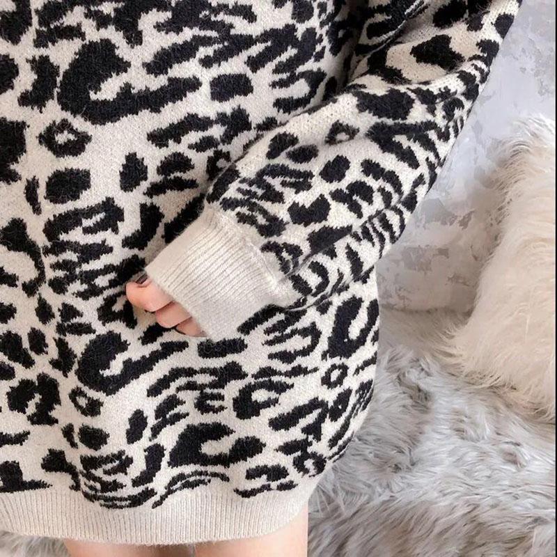 Autumn and Winter Ladies Sweater Leopard Print Knit Sweater, Oversized Casual Loose O Neck Knitwear Top
