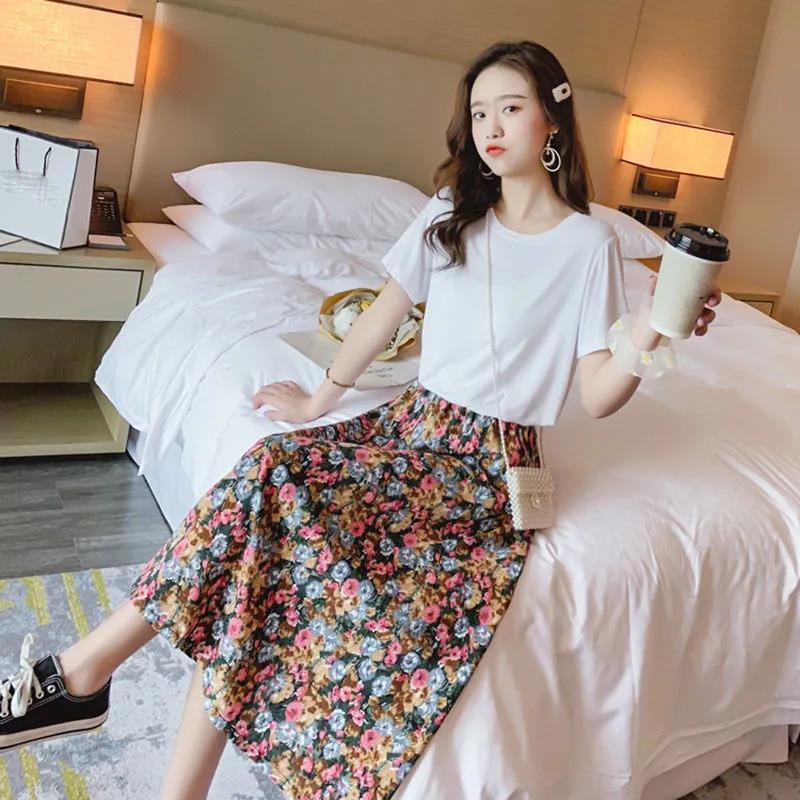 Floral Skirt Women Chiffon High Waist Long Skirt A-line Skirt Mid-length Floral Skirt Elastic Waistline Ladies Skirt Fabric Light and Breathable