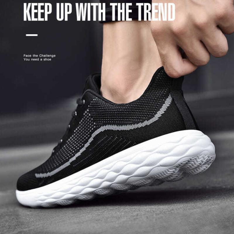 Men's Breathable Sports Shoes Versatile Casual Running Shoes Mesh Flyknit Men's Shoes