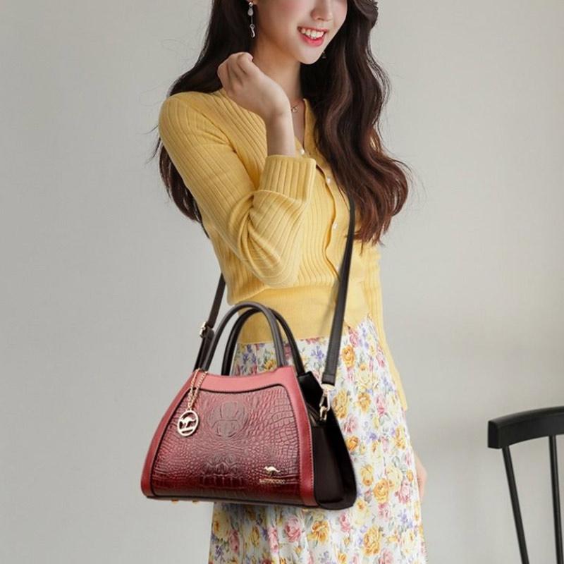 Elegant Ladies Bag Shoulder Messenger Bag Fashion Large Capacity Handheld Leather Texture Shopping Bag