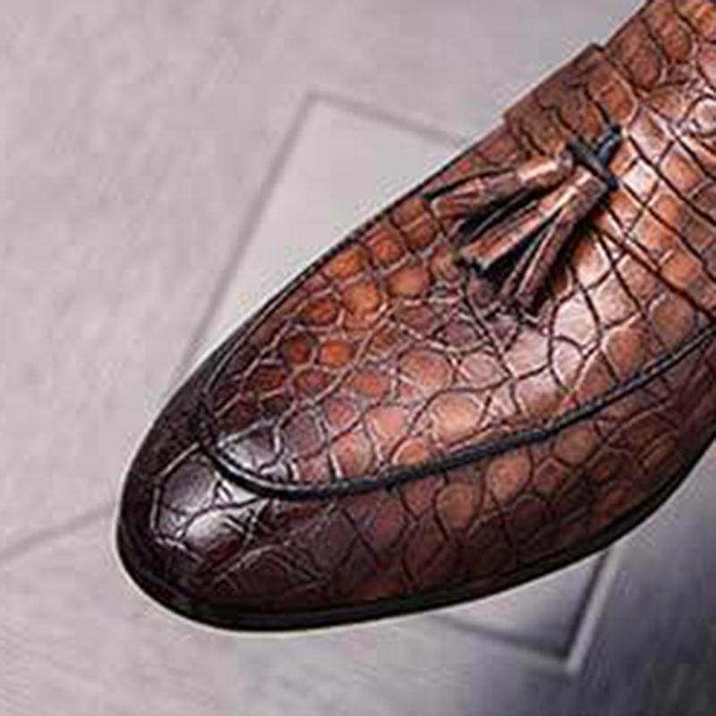 Men's Shoes Leather Embossing Classic Luxury Non Slip Mans Footwear Lazy Men's Shoes