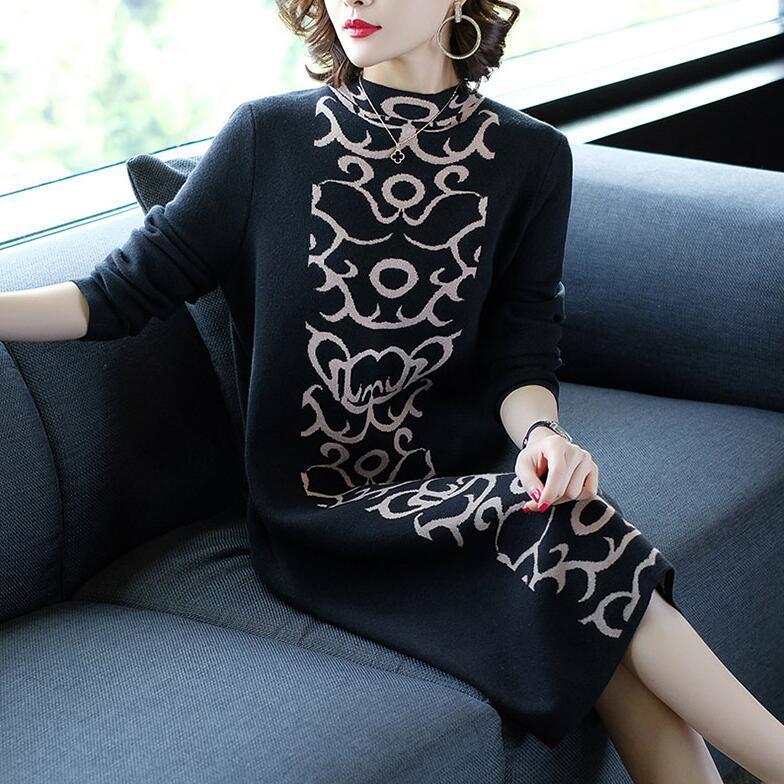 Autumn and Winter Women's Retro Knitted Dresses, Ladies Temperament Mid-length Over-the-knee Straight Base Sweater Skirt