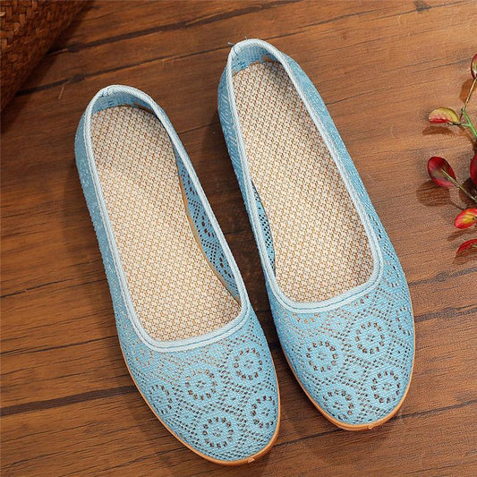 Summer Lace Cloth Shoes Female Mother Shoes A Pedal Beef Tendon Bottom Hollow Mesh Middle-aged and Elderly Flat Bottom Breathable