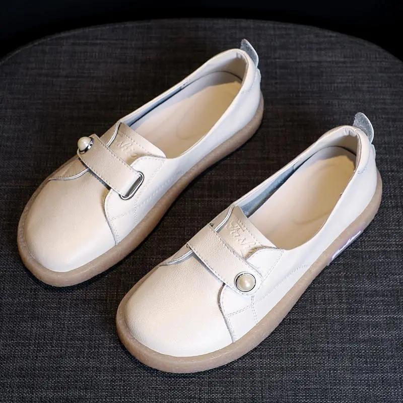 Women's Soft Leather Shallow Mouth White Shoes Spring All-match Soft Bottom Slip-on Lady's Shoes Flat Shoes Casual Mother Shoes