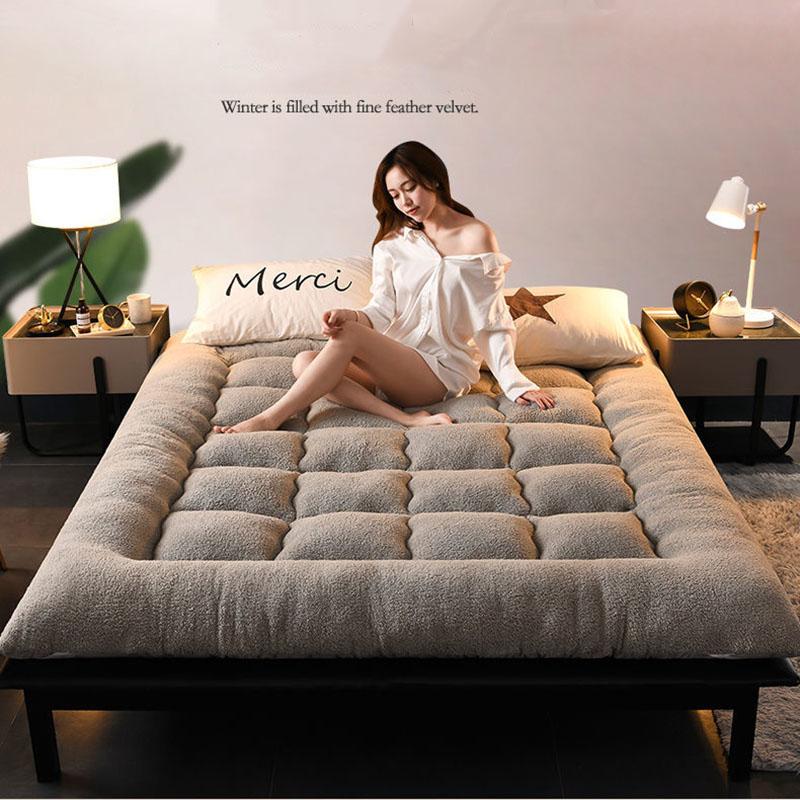 Lamb Velvet Mattress Pad Thickening Plus Velvet Warmth Non-slip Folding Dormitory Mattress Household Sleeping Pad Quilt