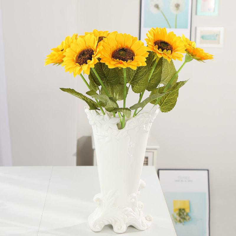 Sunflower Simulation Bouquet Decoration Dried Flowers Fake Flowers Picnic Plastic Flower Decoration Decoration Hand Holding Home Decoration