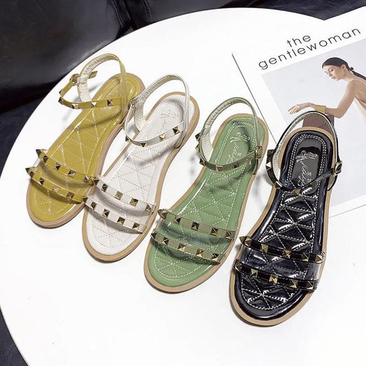 Flat Sandals Slippers Women Summer All-match One Word Buckle Rivet Fashion Ladies Roman Sandals