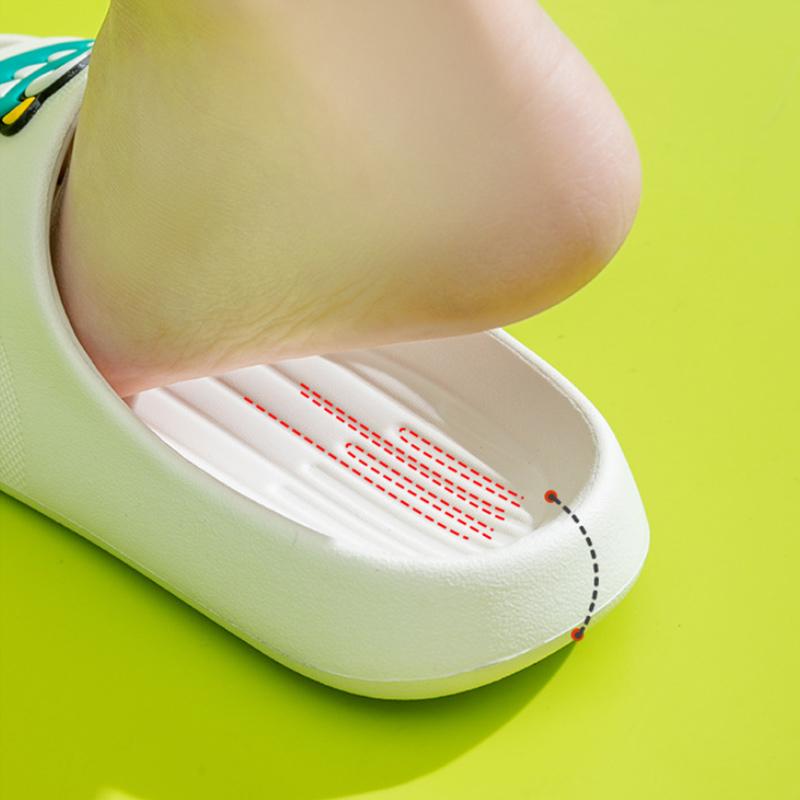 Summer Ladies Sandals and Slippers Home Indoor Non-slip Bathroom Home Cute Couple Sandals and Slippers Beach Shoes