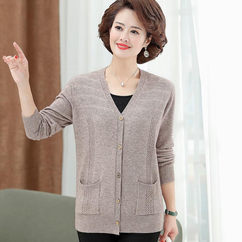 Spring and Autumn Short Knitted Tops Pure Color Casual Tops Simple Middle-aged Ladies Jackets