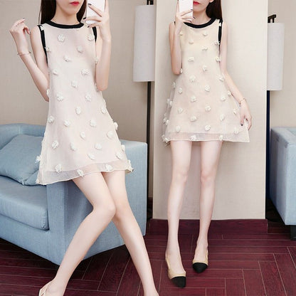 Women's Embroidered Dress Round Neck Sleeveless Dress Summer Sun Dress Above-Knee Dress for Party