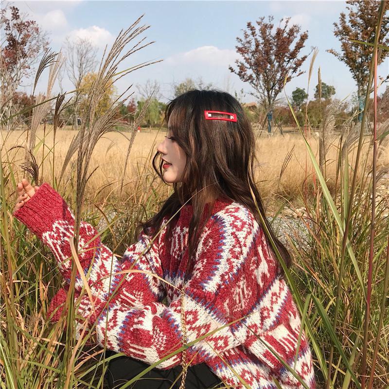 Autumn and Winter Retro Knitted Sweater Casual Round Neck Thick Coat Jacquard Loose Female Top