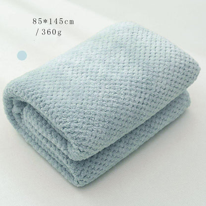 Increase Thick Coral Fleece, Skin-friendly Soft Bath Towel, Strong Water Absorption Can Be Used In All Seasons, No Shed, No Fading Portable Bath Towel