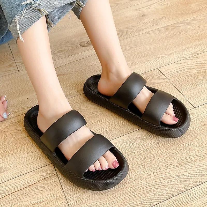 Unisex Slippers Women's Outer Wear Stepping on Shit Touching Flip-flops Bath Non-slip Thick Bottom Sandals Summer Men's Slippers