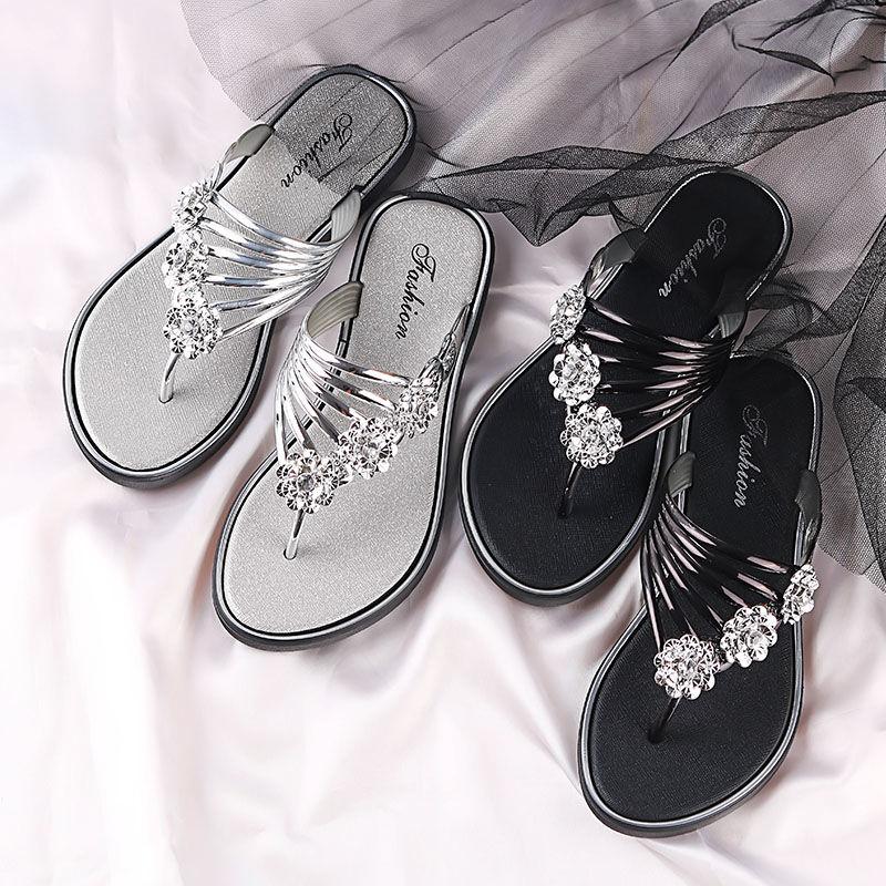 Slippers  Women's Outer Wear  Ladies Fashion  All-match Flip-flops  One-word Slippers  Outing Shoes  Summer Beach Shoes