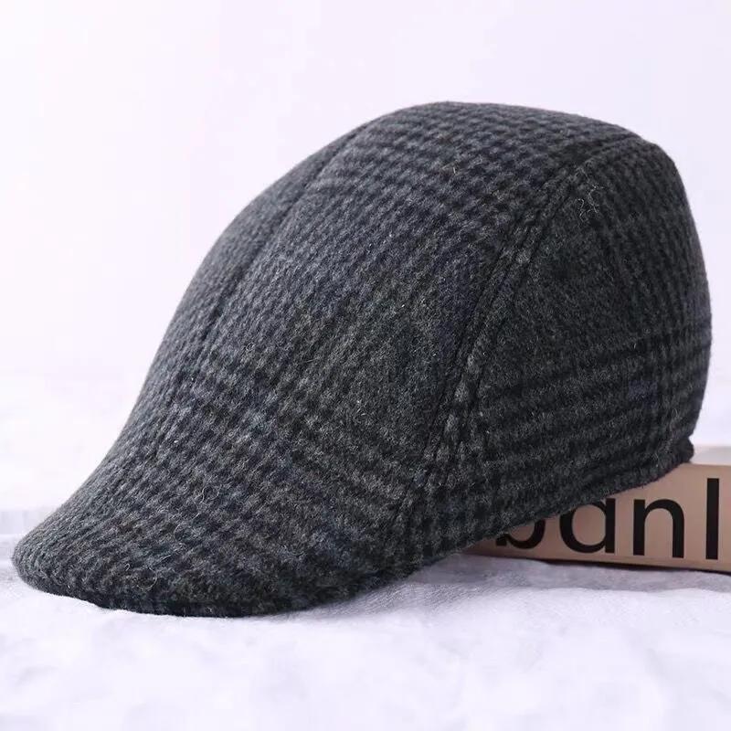 Autumn Winter Men's Plaid Cotton Peaked Cap Middle-aged Elderly Warm Cold-proof Beret Winter Dad Casual Outdoor Sun Hat Painter Hat