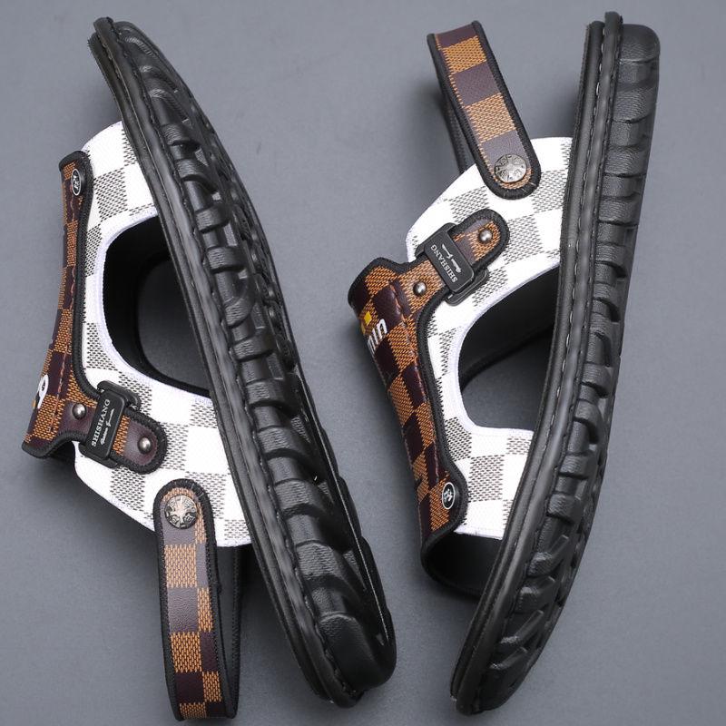 Sandals Men's Summer 2020 Non-slip Beach Shoes Men's Casual Dual-use Wear Sandals and Slippers Korean Summer Tide