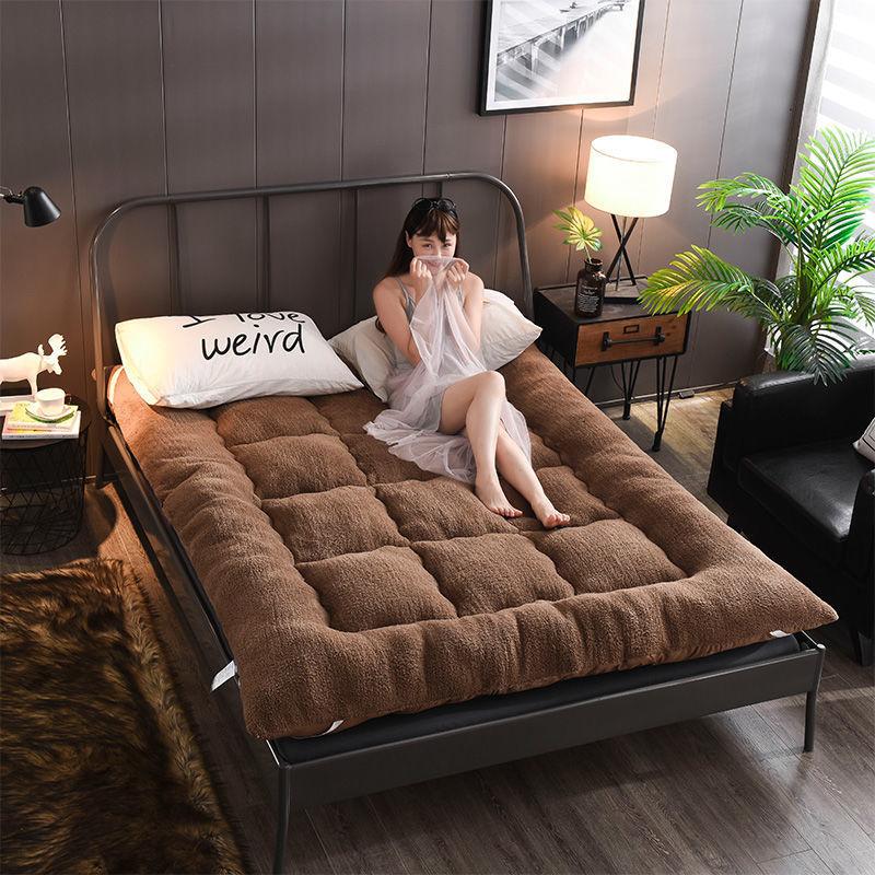Winter Bedroom Lamb Velvet Household Sleeping Mat Comfortable Warm Bed, Student Dormitory Thick Cushion