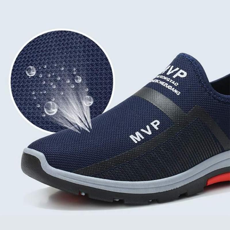 Summer Mesh Men Shoes Lightweight Sneakers Men Fashion Casual Walking Shoes Breathable Slip on Mens Loafers Zapatillas Hombre