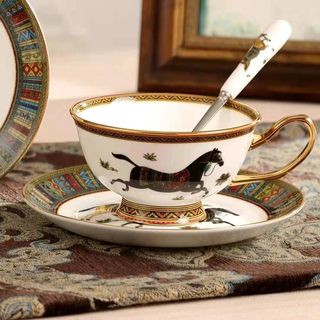 High-end Coffee Cup Mascot European Bone China Home Coffee Cup and Saucer Set British Afternoon Tea Cup Luxury Gift