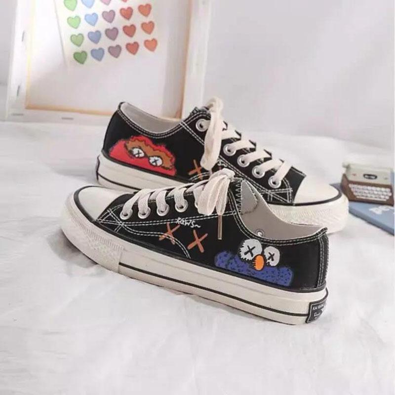 Graffiti Canvas Shoes Women's Korean Student Flat Shoes Retro Port Style Harajuku Sneakers