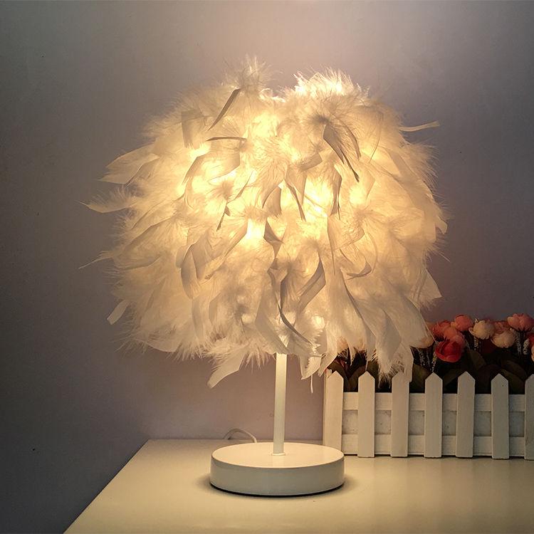 European Fashion Net Red Feather Table Lamp Wedding Celebration Decoration White Bedroom Bedside Creative Living Room Small Light