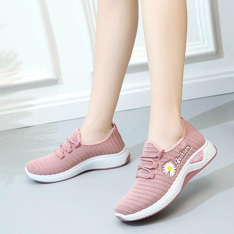 Spring Summer Single Shoes Non-slip Lightweight Soft-soled Cloth Shoes Women's Sports Casual Shoes Middle-aged