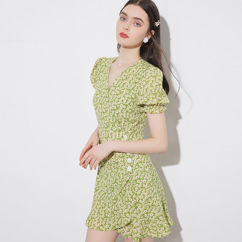 Female Vintage Elegant Short Green Daisy Print Holiday Dress Bubble Sleeves Short Slim Party Dress