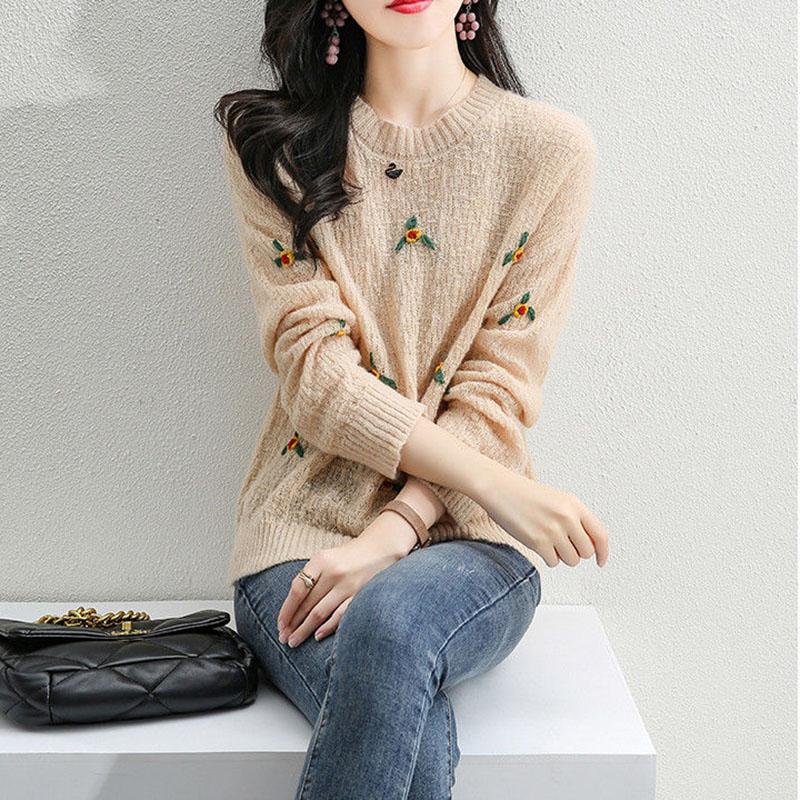 Sweater Women's Ladies Style Pullover Knitwear Korean Loose Solid Color Top Trending Fluffy Sweater Autumn and Winter