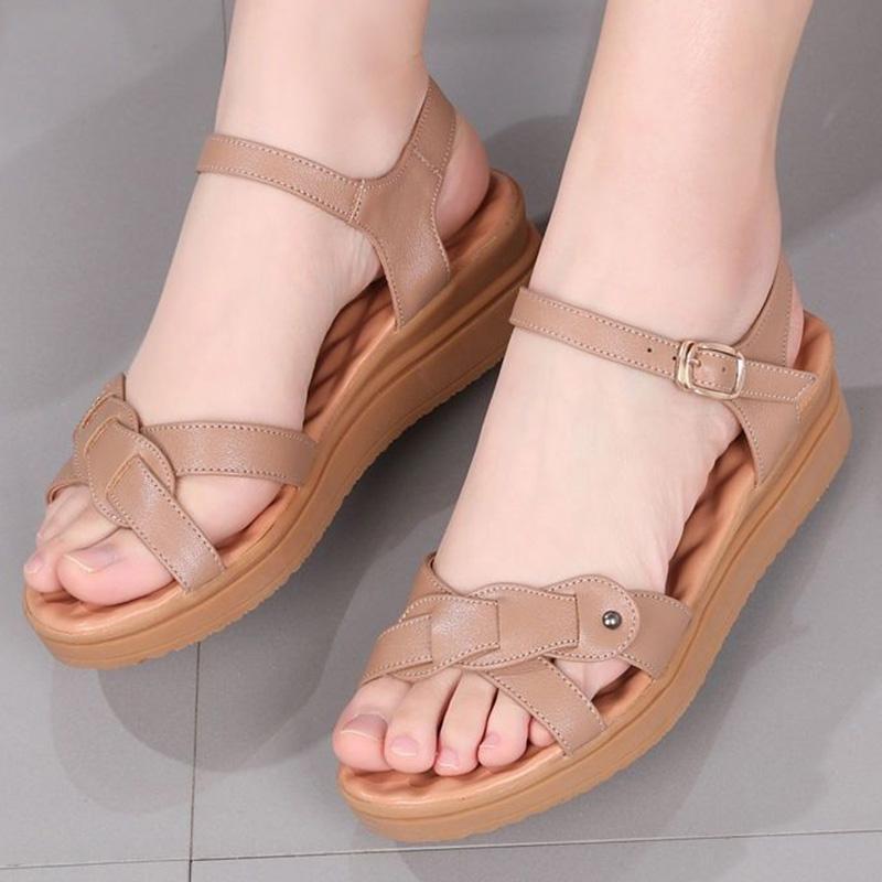 Mom Sandals Women's Soft Leather Soft Bottom Non-slip Comfortable Flat Shoes Fashion All-match Middle-aged Large Size Shoes