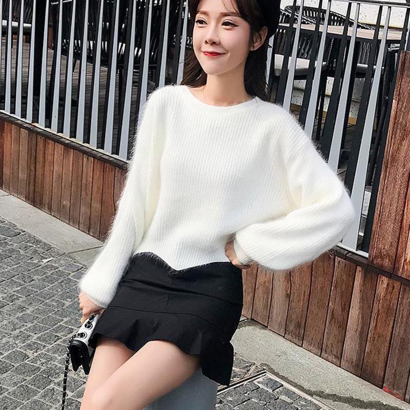 White Short Fashion Coat Autumn and Winter Loose Lantern Sleeve  Thick Sweater